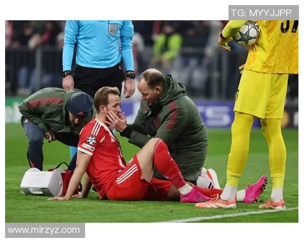 拜仁慕尼黑与佛罗伦萨的巅峰对决展现足球魅力与激情的较量